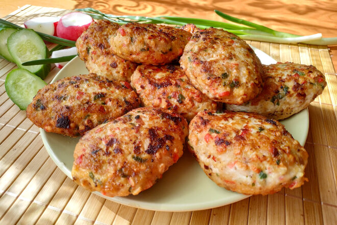 Chicken Cutlets With Crab Sticks And Oatmeal