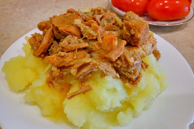 Pork Stewed With Onions And Garlic