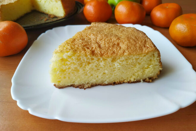 Lush And Moist Semolina Sponge Cake With Milk