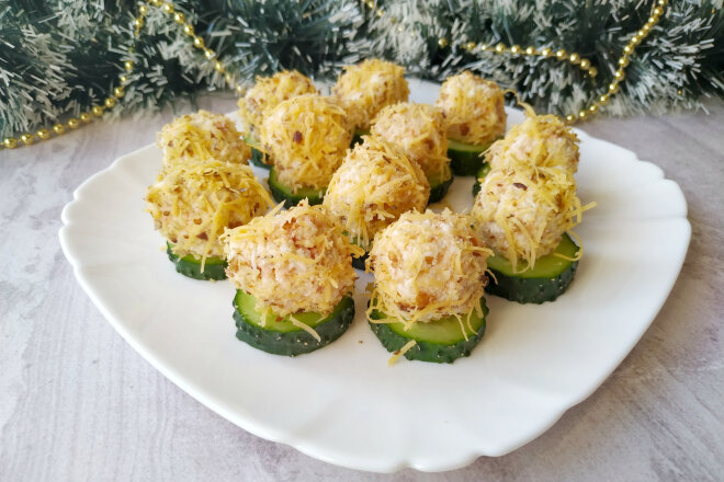 Canned Salmon And Egg Appetizer With Cheese And Cucumber