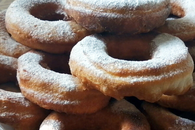 Quick Donuts On Kefir In 15 Minutes